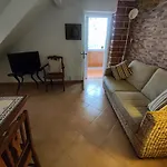 Cascais, T2 With Great Garden In Estoril, Livramento * Estoril