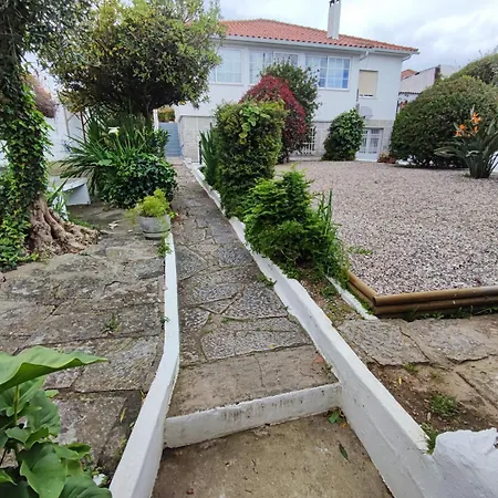 Apartment Cascais, T2 With Great Garden In Estoril, Livramento