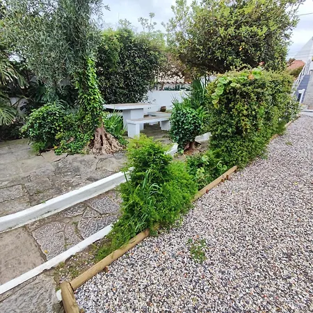 Cascais, T2 With Great Garden In Estoril, Livramento Apartment