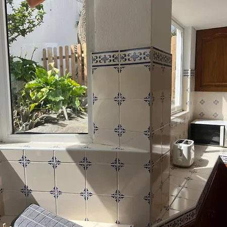 Cascais, T2 With Great Garden In Estoril, Livramento *