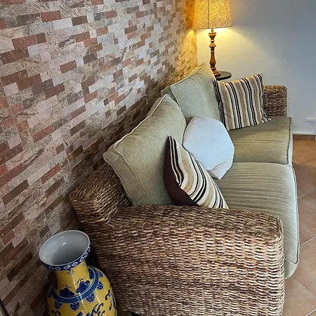 Cascais, T2 With Great Garden In Estoril, Livramento * Estoril