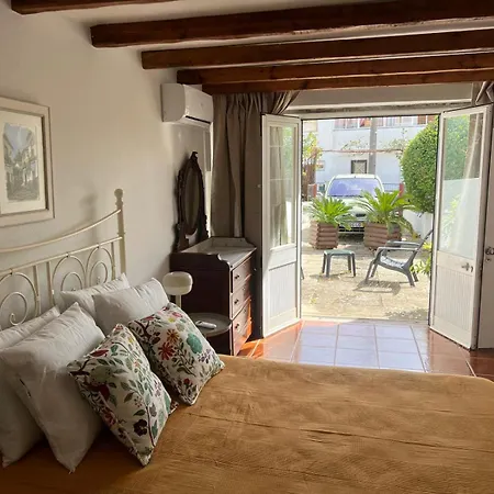 Cascais, T2 With Great Garden In Estoril, Livramento Apartamento Estoril