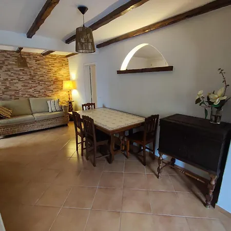 Cascais, T2 With Great Garden In Estoril, Livramento Estoril