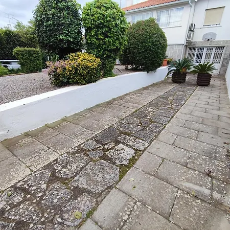Cascais, T2 With Great Garden In Estoril, Livramento Apartamento