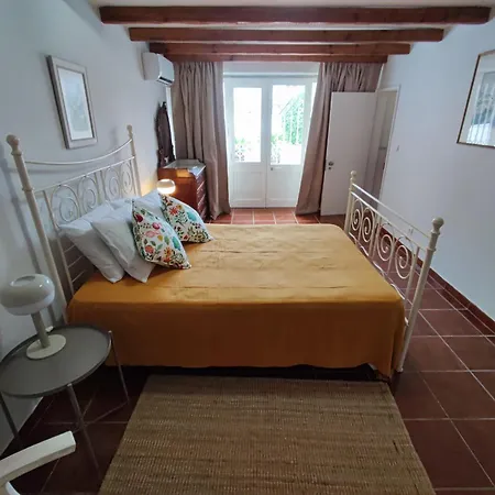 Cascais, T2 With Great Garden In Estoril, Livramento Estoril