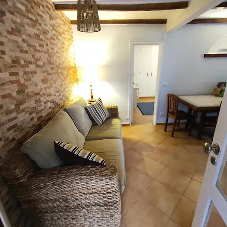 Cascais, T2 With Great Garden In Estoril, Livramento * Estoril