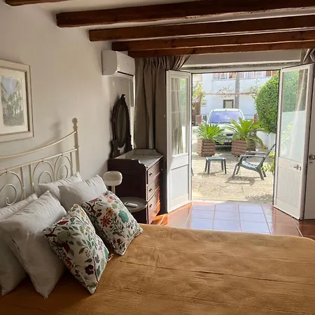 Cascais, T2 With Great Garden In Estoril, Livramento Estoril