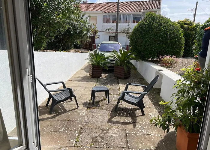Cascais, T2 With Great Garden In Estoril, Livramento Apartamento *