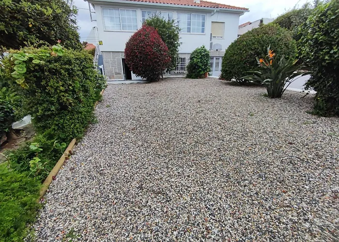 Cascais, T2 With Great Garden In Estoril, Livramento Apartamento