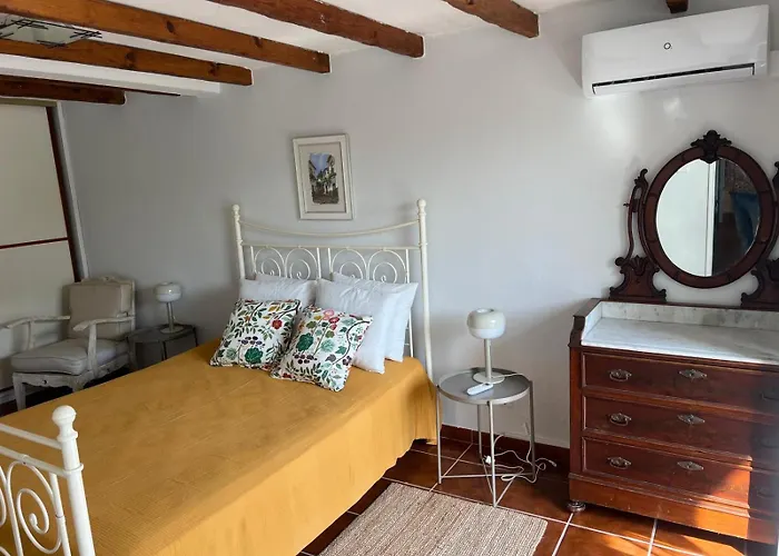 Cascais, T2 With Great Garden In Estoril, Livramento Apartamento Estoril