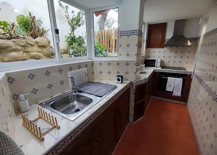 Cascais, T2 With Great Garden In Estoril, Livramento *