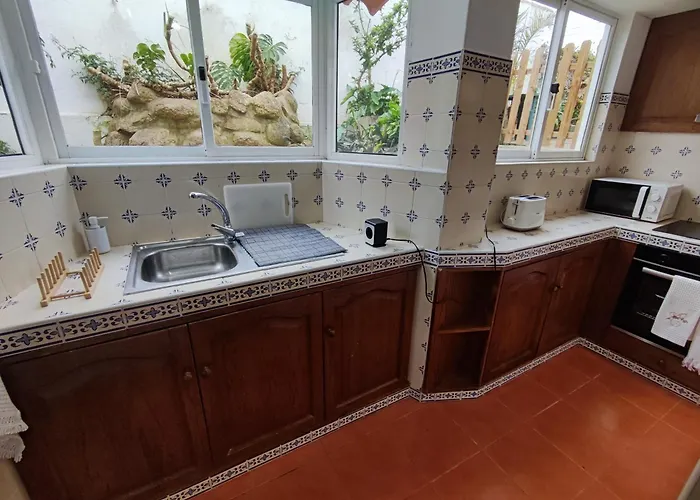 Cascais, T2 With Great Garden In Estoril, Livramento Apartamento *