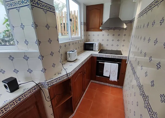 Cascais, T2 With Great Garden In Estoril, Livramento Apartamento *